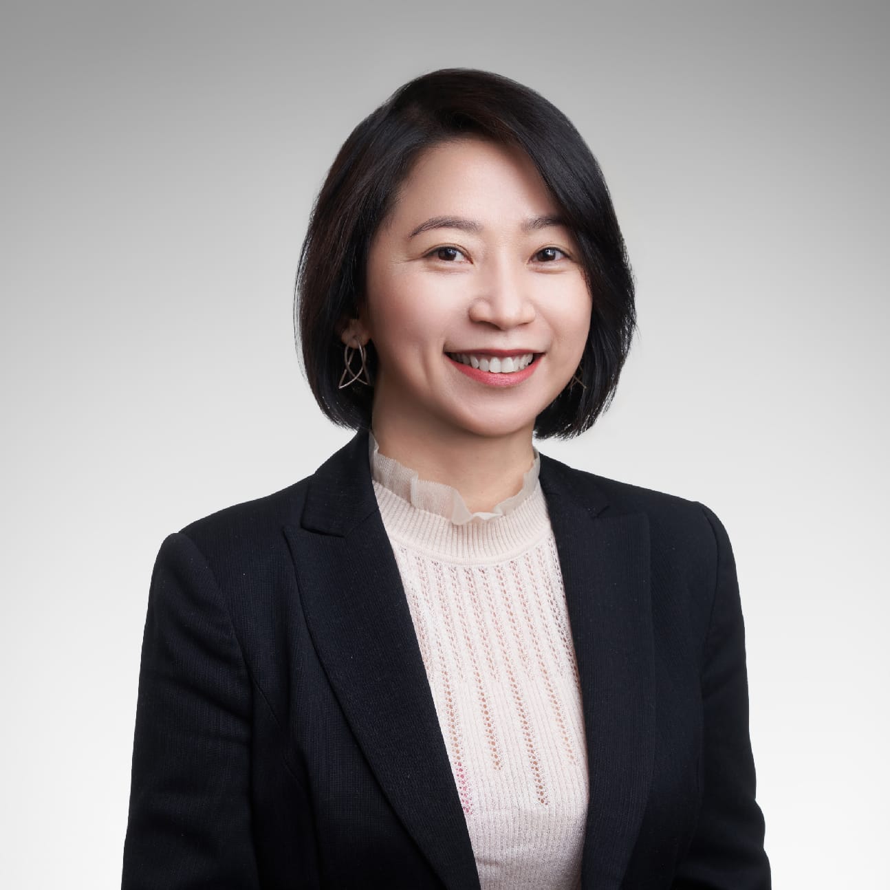 Profile image of Becky Lu, Senior Director, Regulatory Affairs & Strategy at HiRO.