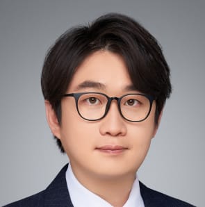 Profile image of Lianying Zhao, Director of Data Science at HiRO.