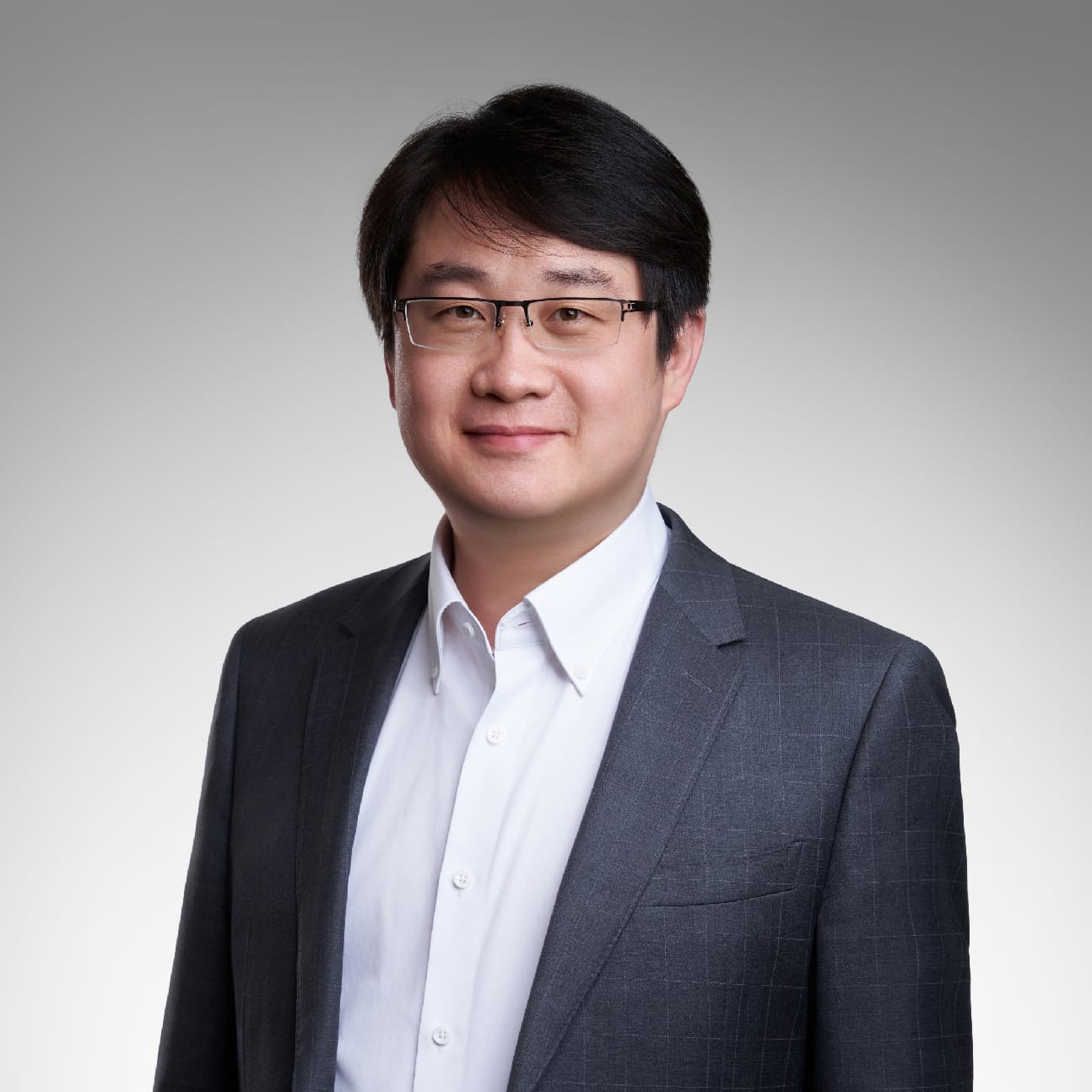 Profile image of Lianying Zhao, Director of Data Science at HiRO.